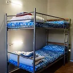 De Hostel