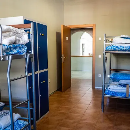 Hostel De