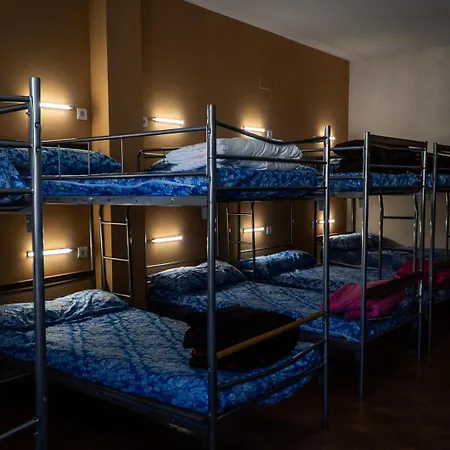 De Hostel *