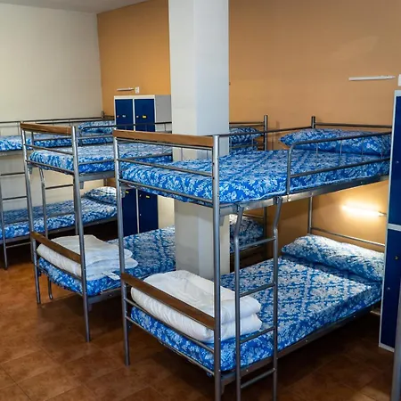 De Hostel *